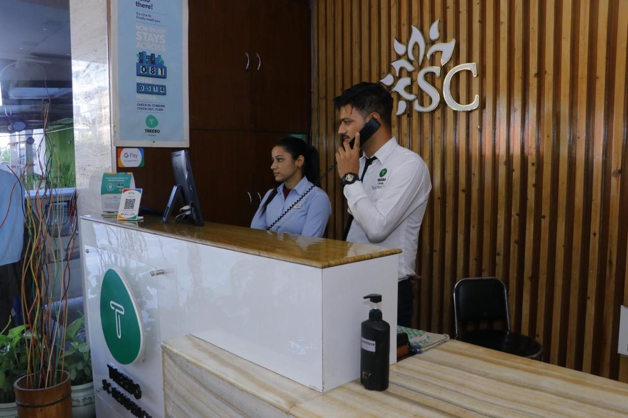 Hotel S C Residency Zirakpur Buitenkant foto